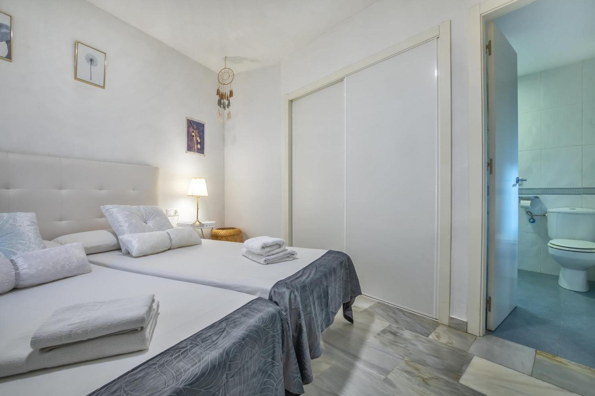 Encanto En La Juderia: Apartamento Con Patio Cordova Esterno foto
