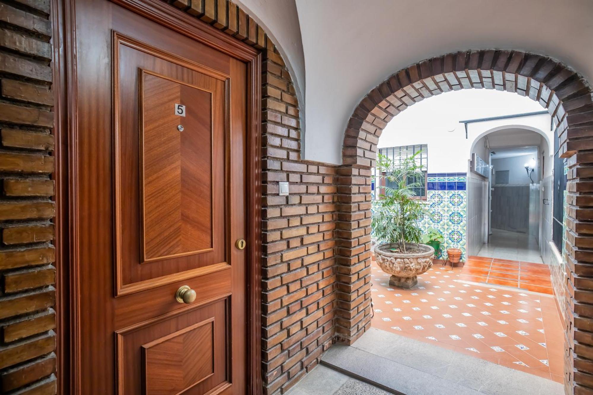 Encanto En La Juderia: Apartamento Con Patio Cordova Esterno foto